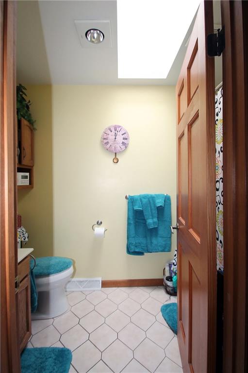 1139 Harmony Road Baden, PA 15005 - Photo 11 of 23