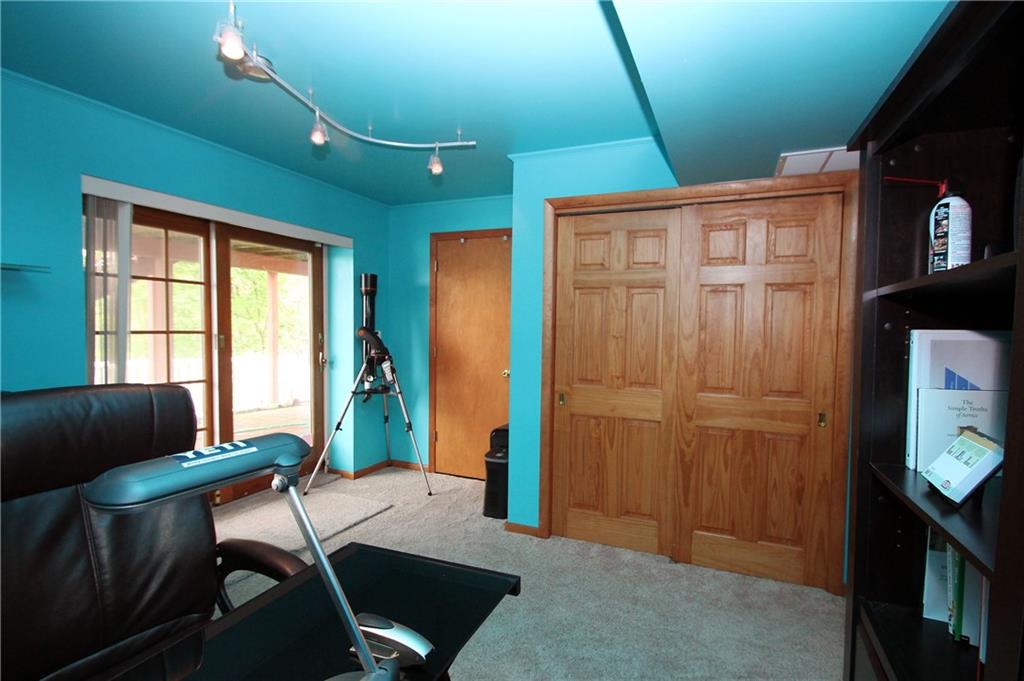 1139 Harmony Road Baden, PA 15005 - Photo 15 of 23