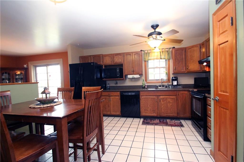 1139 Harmony Road Baden, PA 15005 - Photo 6 of 23