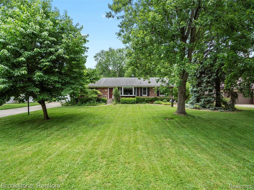 2830 Harrington Road Rochester Hills, MI 48307 - Photo 29 of 38