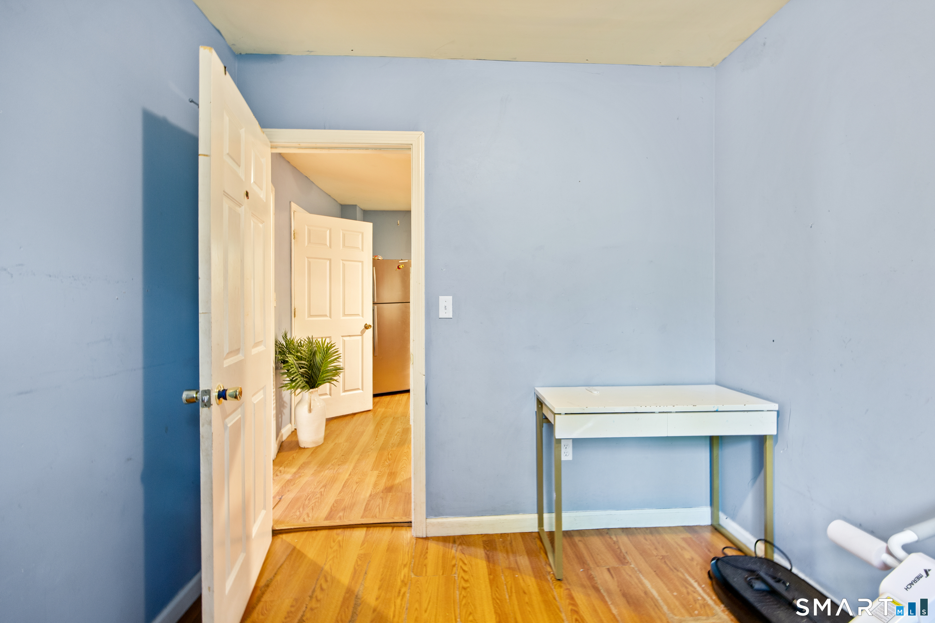 2 Hazel Street Waterbury, CT 06704 - Photo 11 of 30