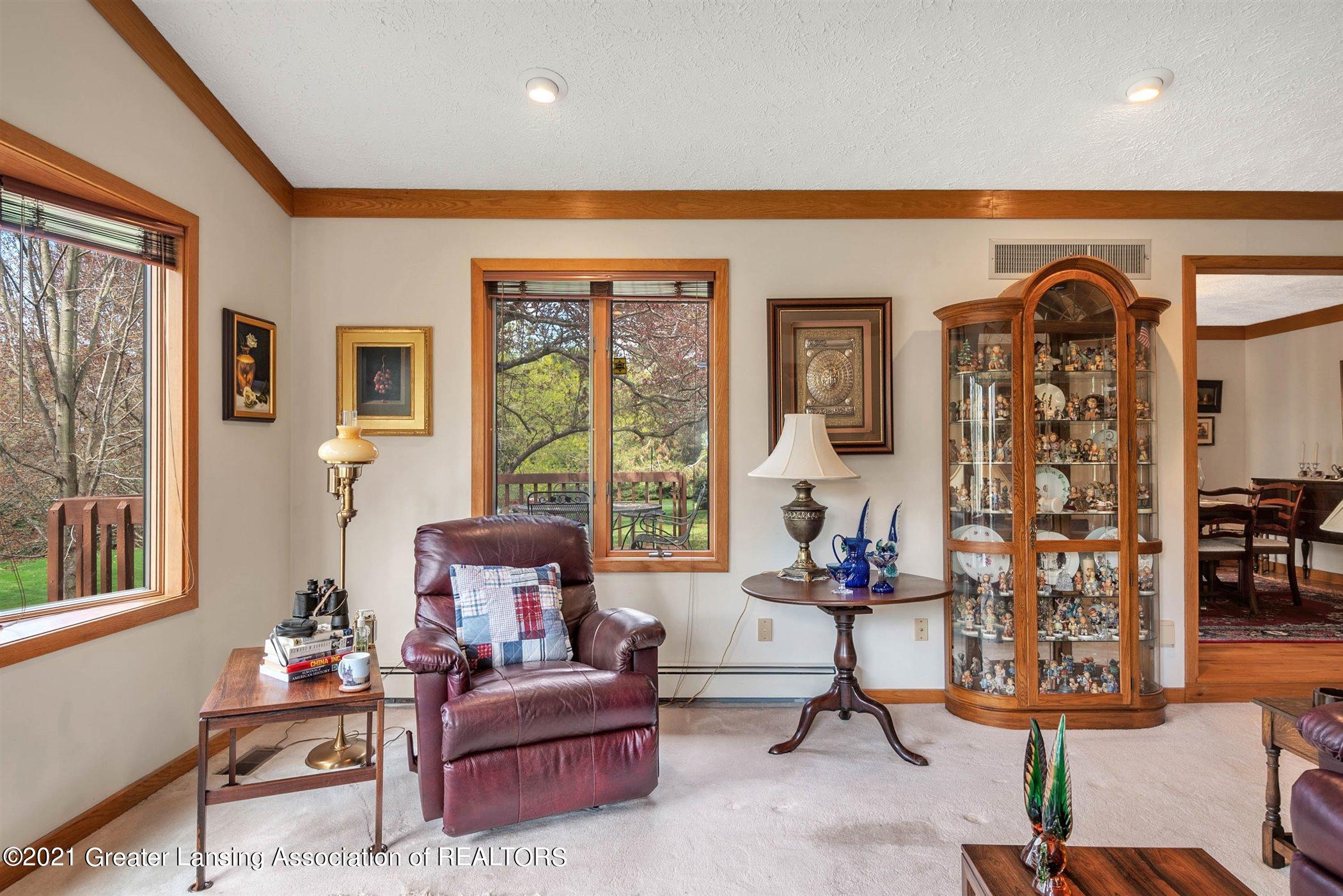 2900 Pine Tree Road Lansing, MI 48911 - Photo 7 of 51 11-2900 Pine Tree Rd-WindowStill-Real-Es