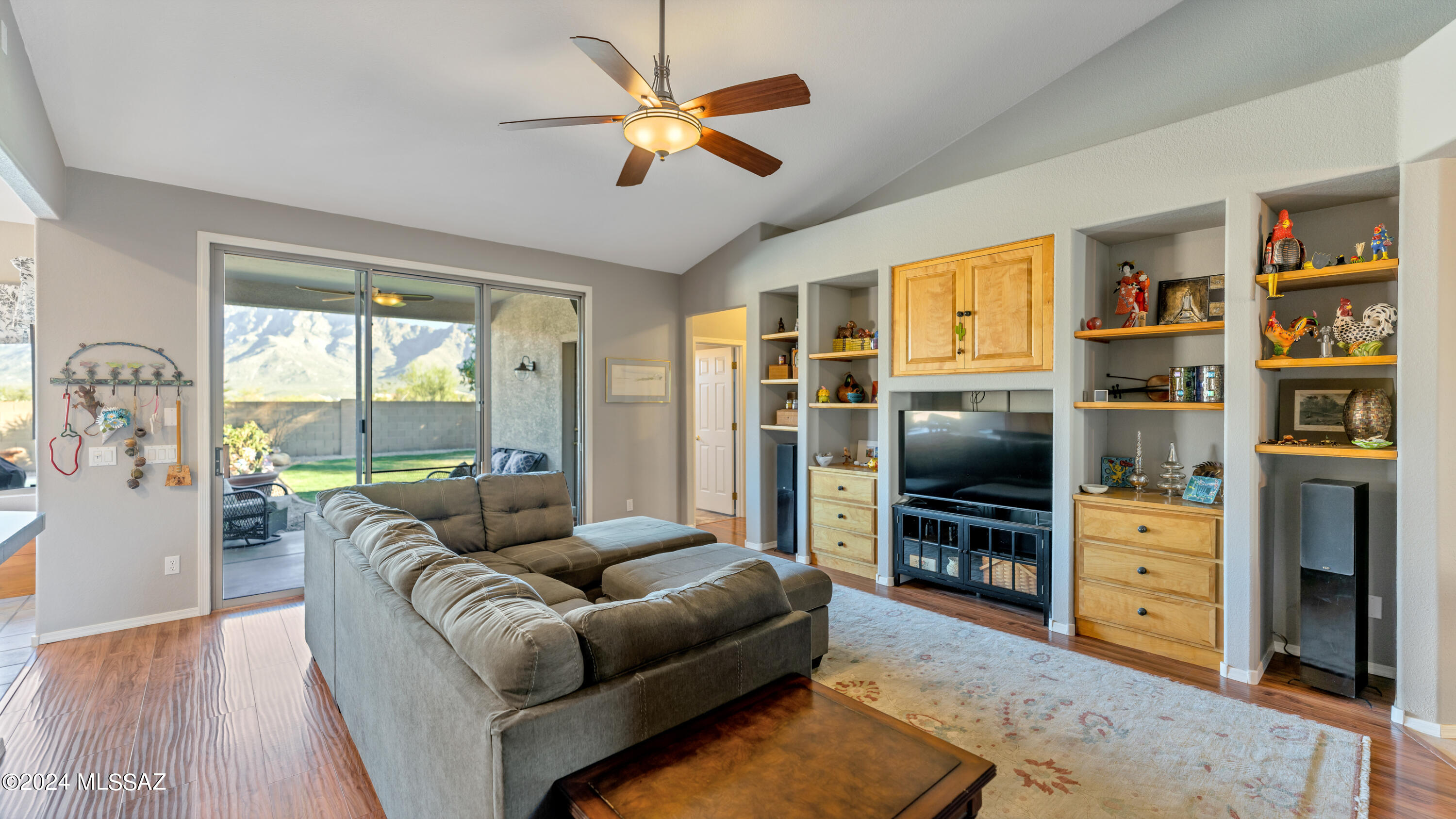 662 Bridal Veil Falls Road Tucson, AZ 85755 - Photo 9 of 40