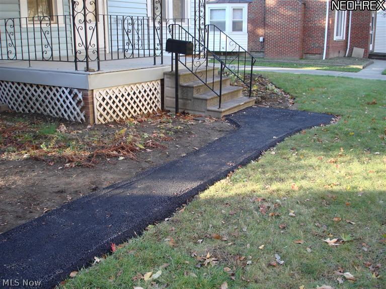 1674 Sunview Road Lyndhurst, OH 44124 - Photo 13 of 23 Brand new walkway put in October 2013