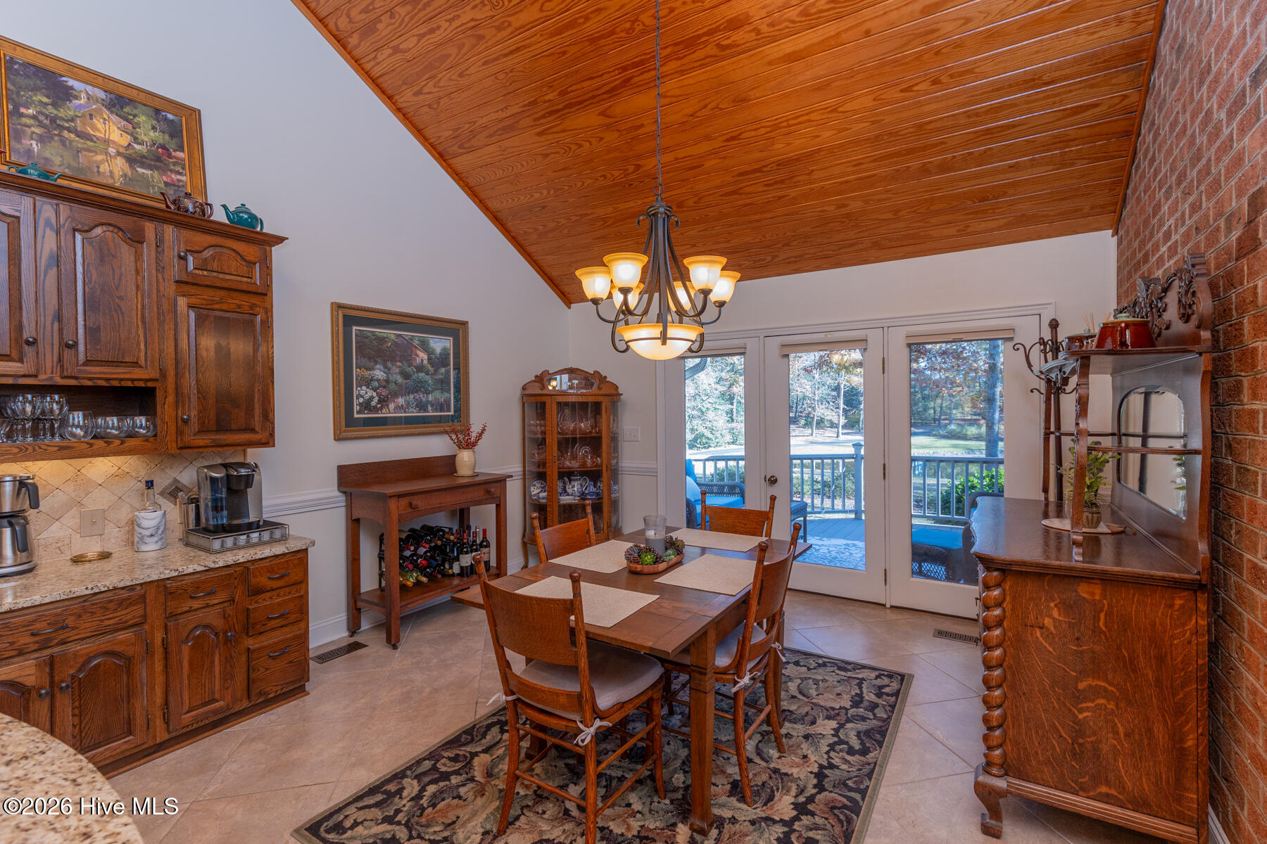 504 Murdocksville Road West End, NC 27376 - Photo 9 of 52 breakfast nook2