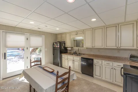 $1,050,000 | 504 Murdocksville Road, West End, NC 27376