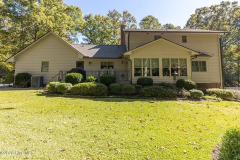 $1,050,000 | 504 Murdocksville Road, West End, NC 27376