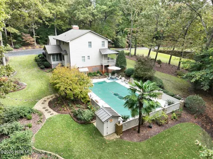 $1,050,000 | 504 Murdocksville Road, West End, NC 27376