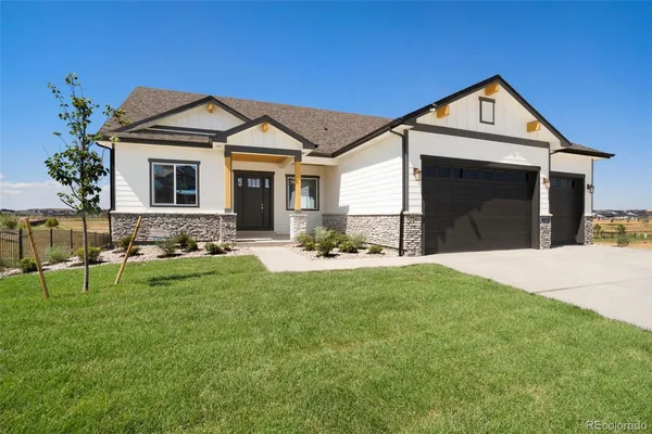 $1,049,990 | 24113 East 36th Place, Aurora, CO 80019
