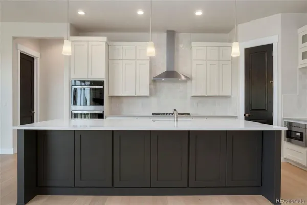 $1,049,990 | 24113 East 36th Place, Aurora, CO 80019