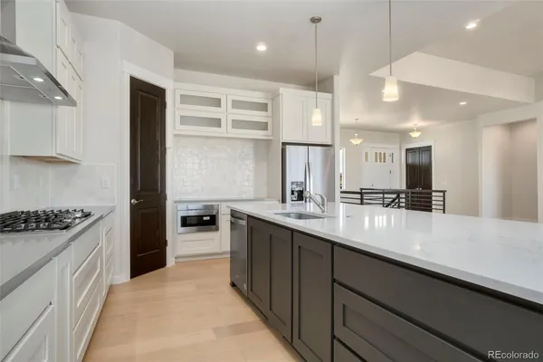 $1,049,990 | 24113 East 36th Place, Aurora, CO 80019