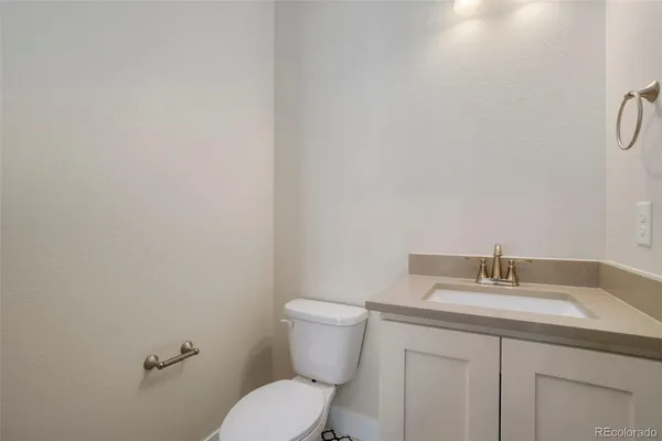 $1,049,990 | 24113 East 36th Place, Aurora, CO 80019