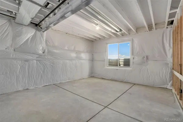 $1,049,990 | 24113 East 36th Place, Aurora, CO 80019