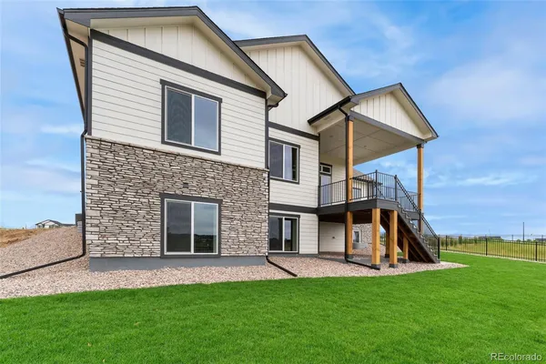 $1,049,990 | 24113 East 36th Place, Aurora, CO 80019