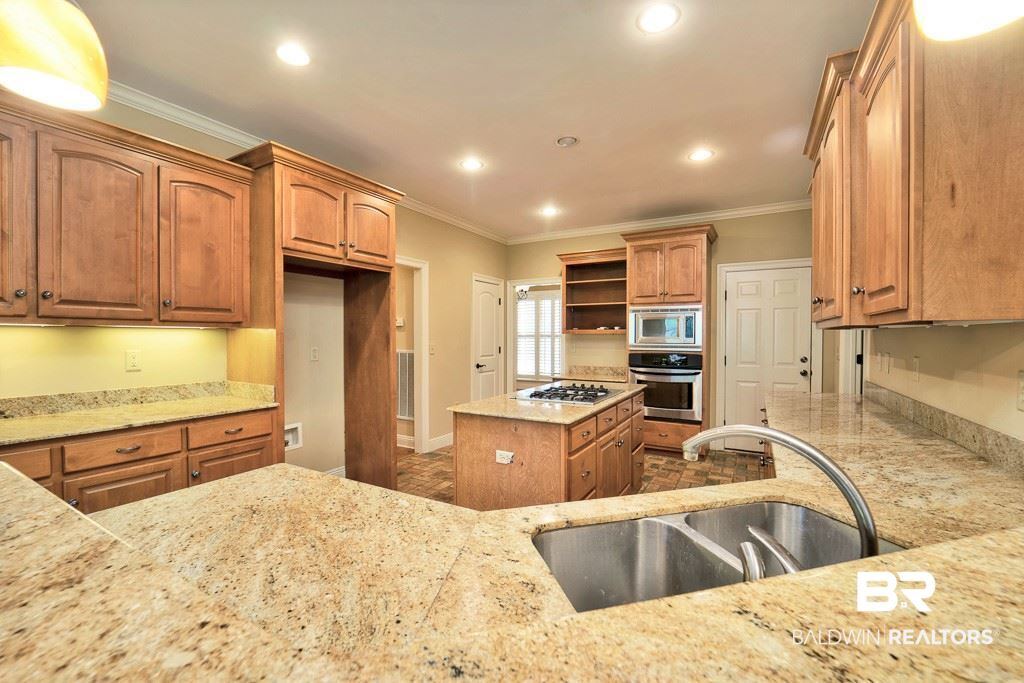 133 Sandy Shoal Loop Fairhope, AL 36532 - Photo 9 of 30 Kitchen Additional View