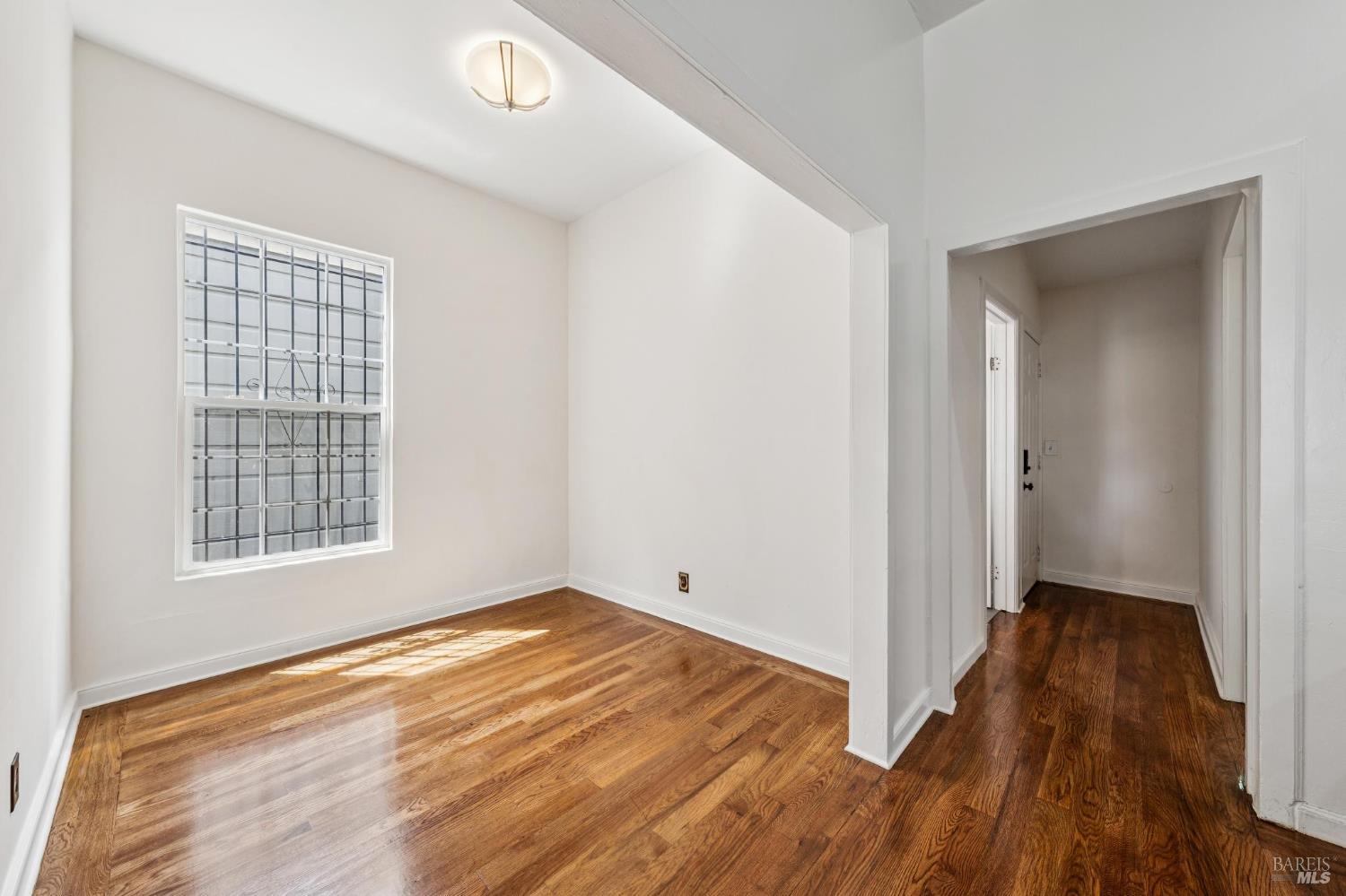 2529 Filbert Street Oakland, CA 94607 - Photo 15 of 32