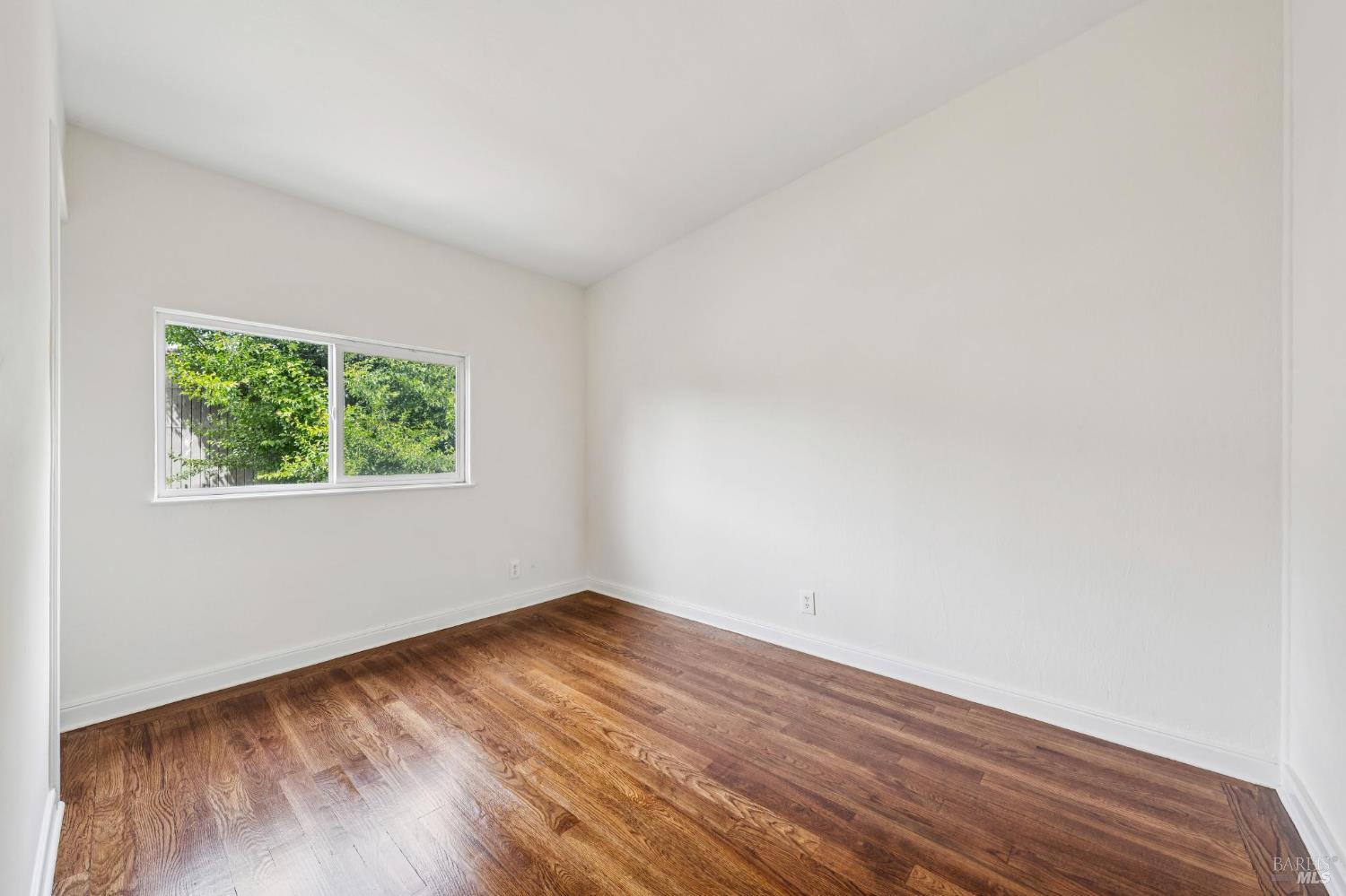 2529 Filbert Street Oakland, CA 94607 - Photo 18 of 32