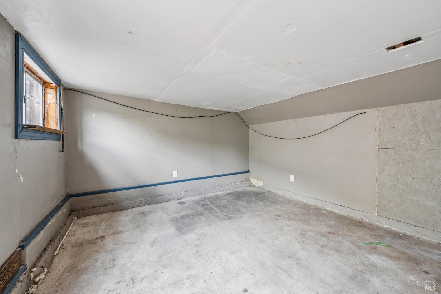 2529 Filbert Street Oakland, CA 94607 - Photo 23 of 32