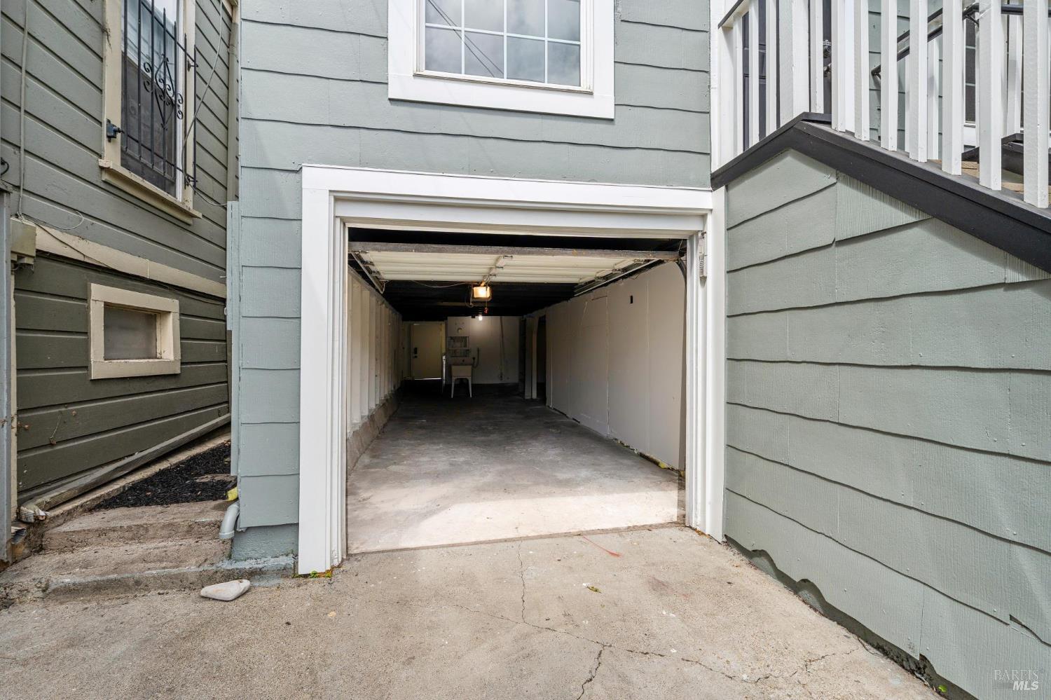 2529 Filbert Street Oakland, CA 94607 - Photo 25 of 32