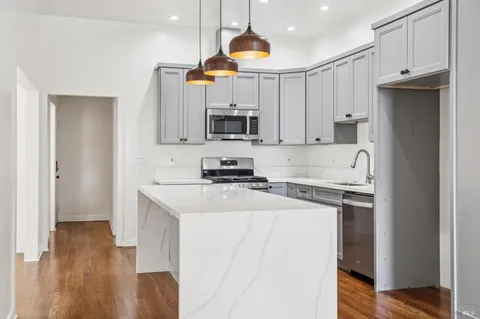 $589,000 | 2529 Filbert Street, Oakland, CA 94607