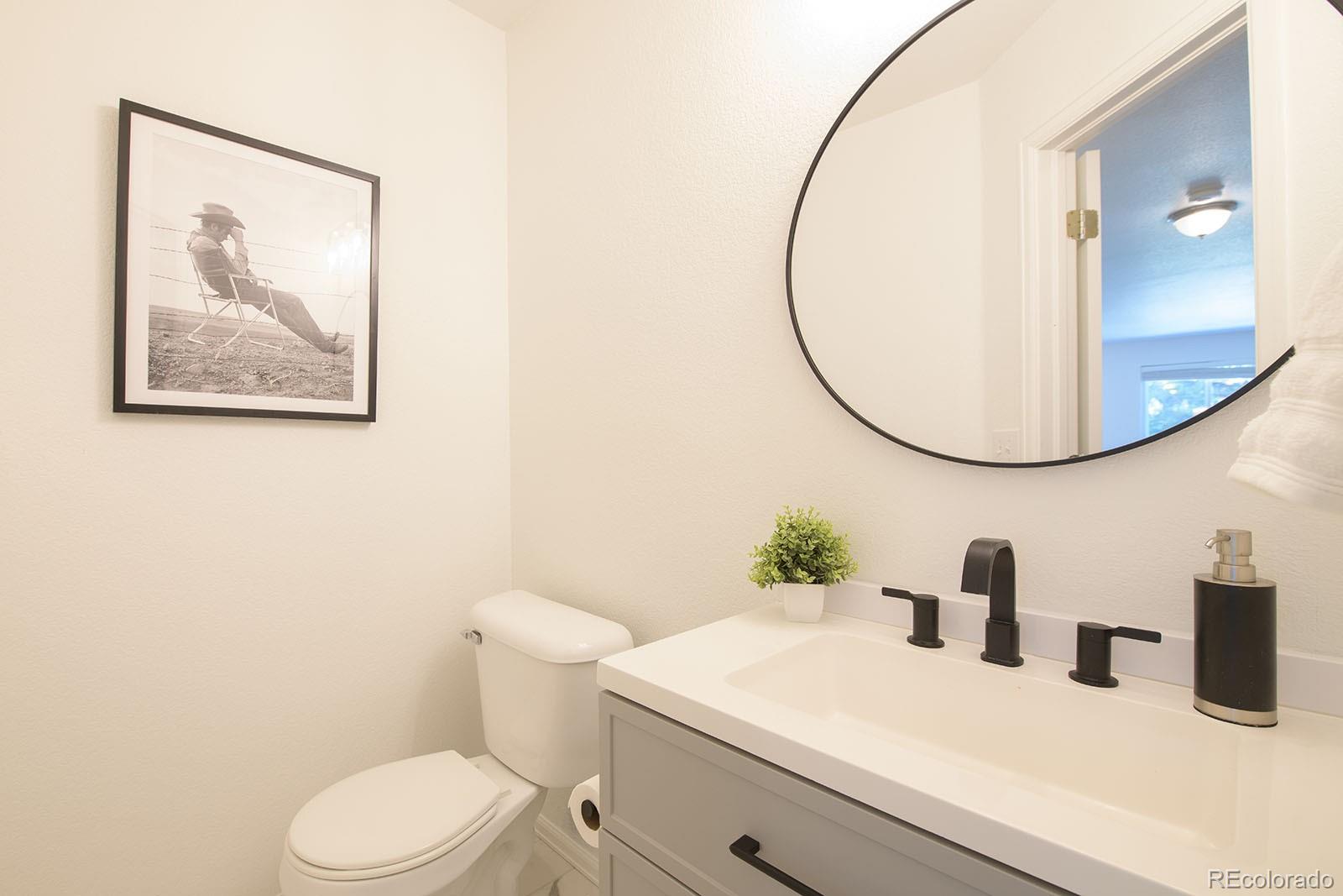 4575 Crystal Street Denver, CO 80239 - Photo 10 of 37