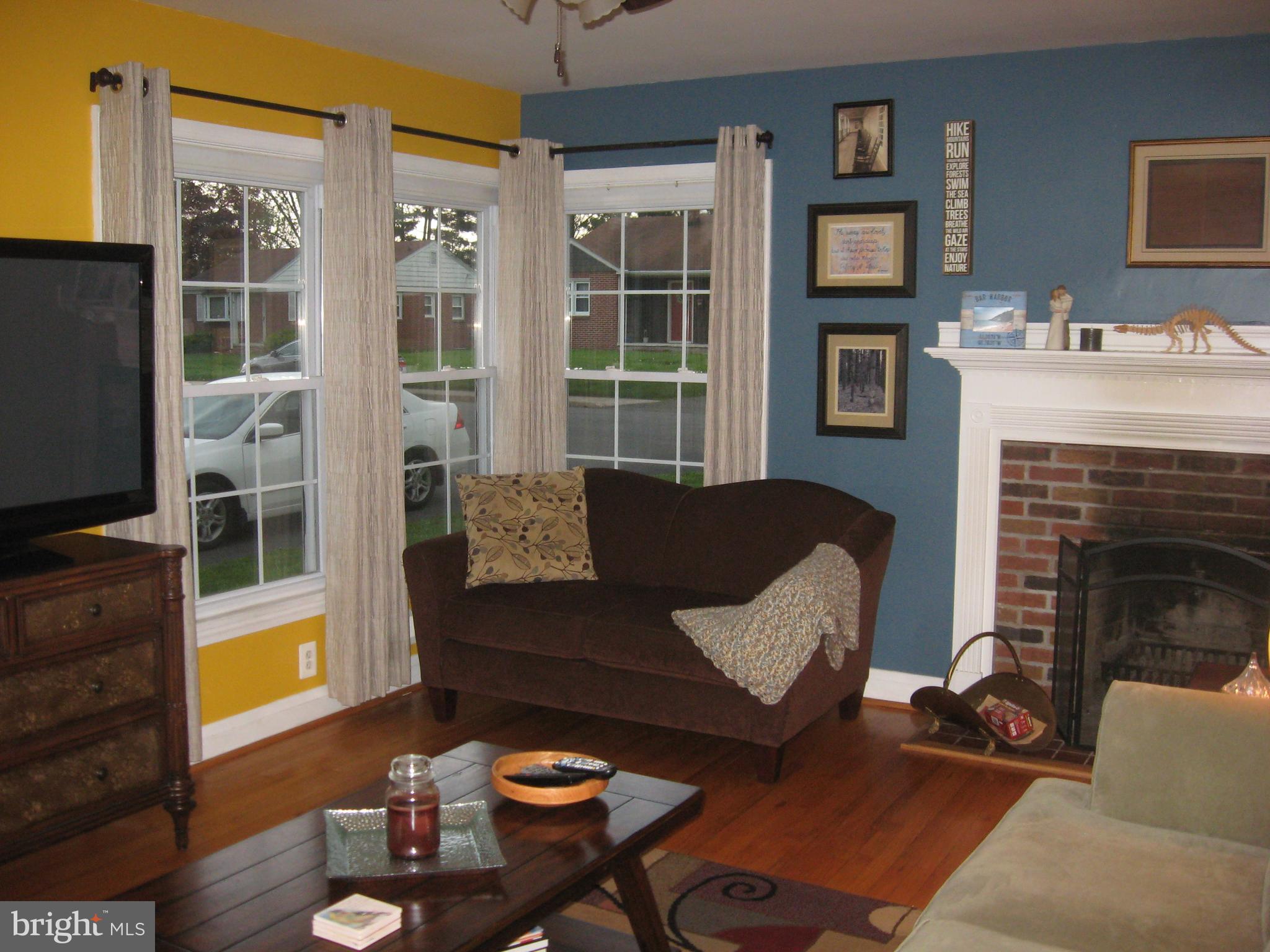 7 Brooks Road Bel Air, MD 21014 - Photo 19 of 30 Living Room with lots of natural light!