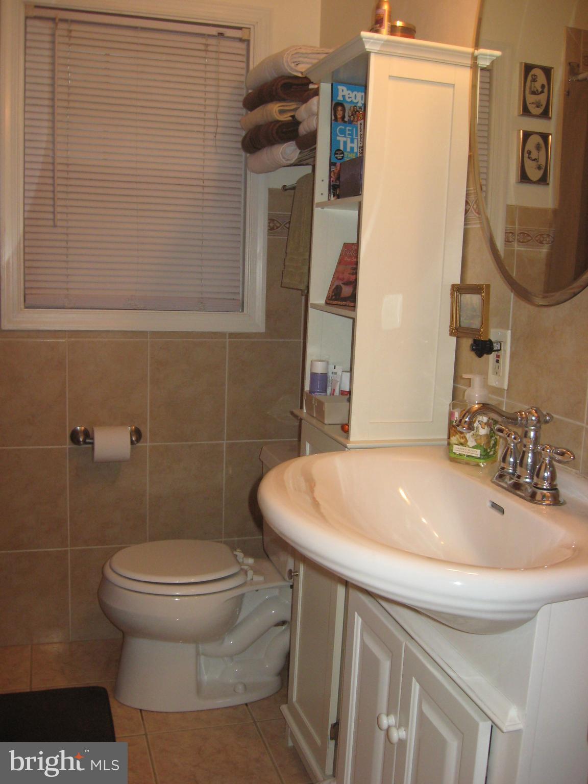 7 Brooks Road Bel Air, MD 21014 - Photo 25 of 30 Updated hall bath with jetted soaking tub.