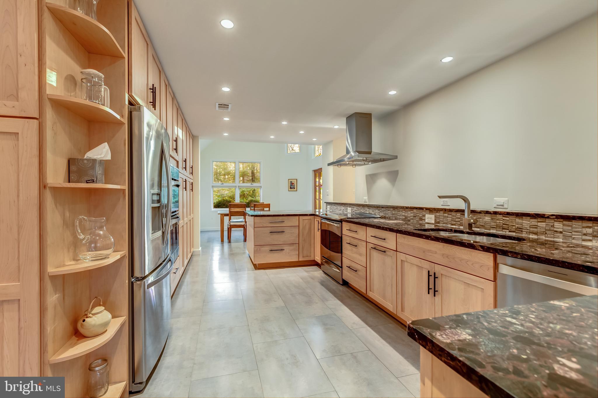 11814 State Rte 4707 Reston, VA 20191 - Photo 11 of 68