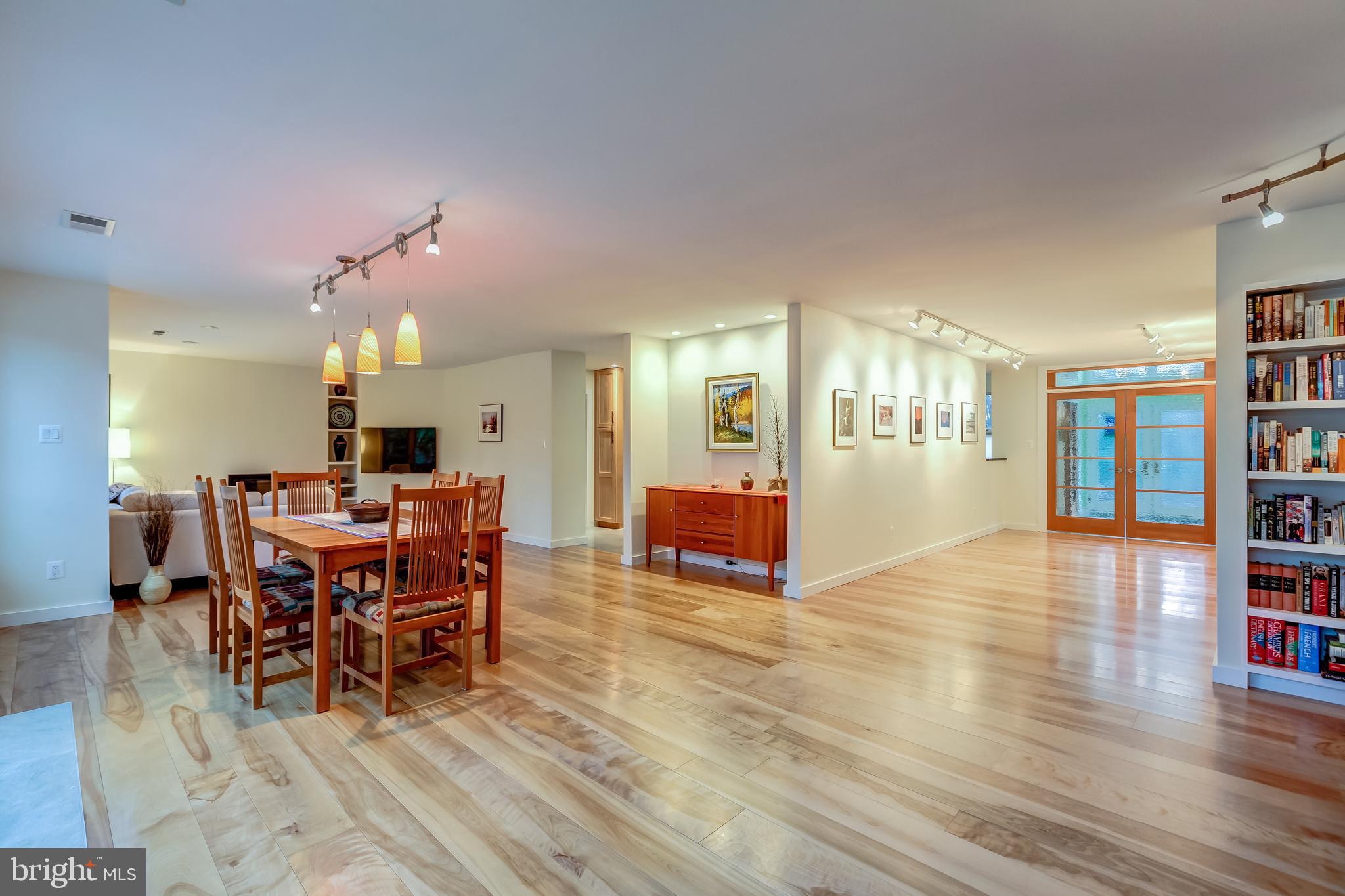 11814 State Rte 4707 Reston, VA 20191 - Photo 15 of 68
