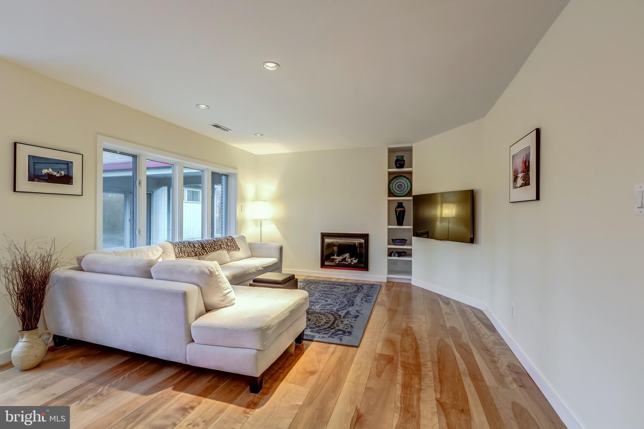 11814 State Rte 4707 Reston, VA 20191 - Photo 22 of 68