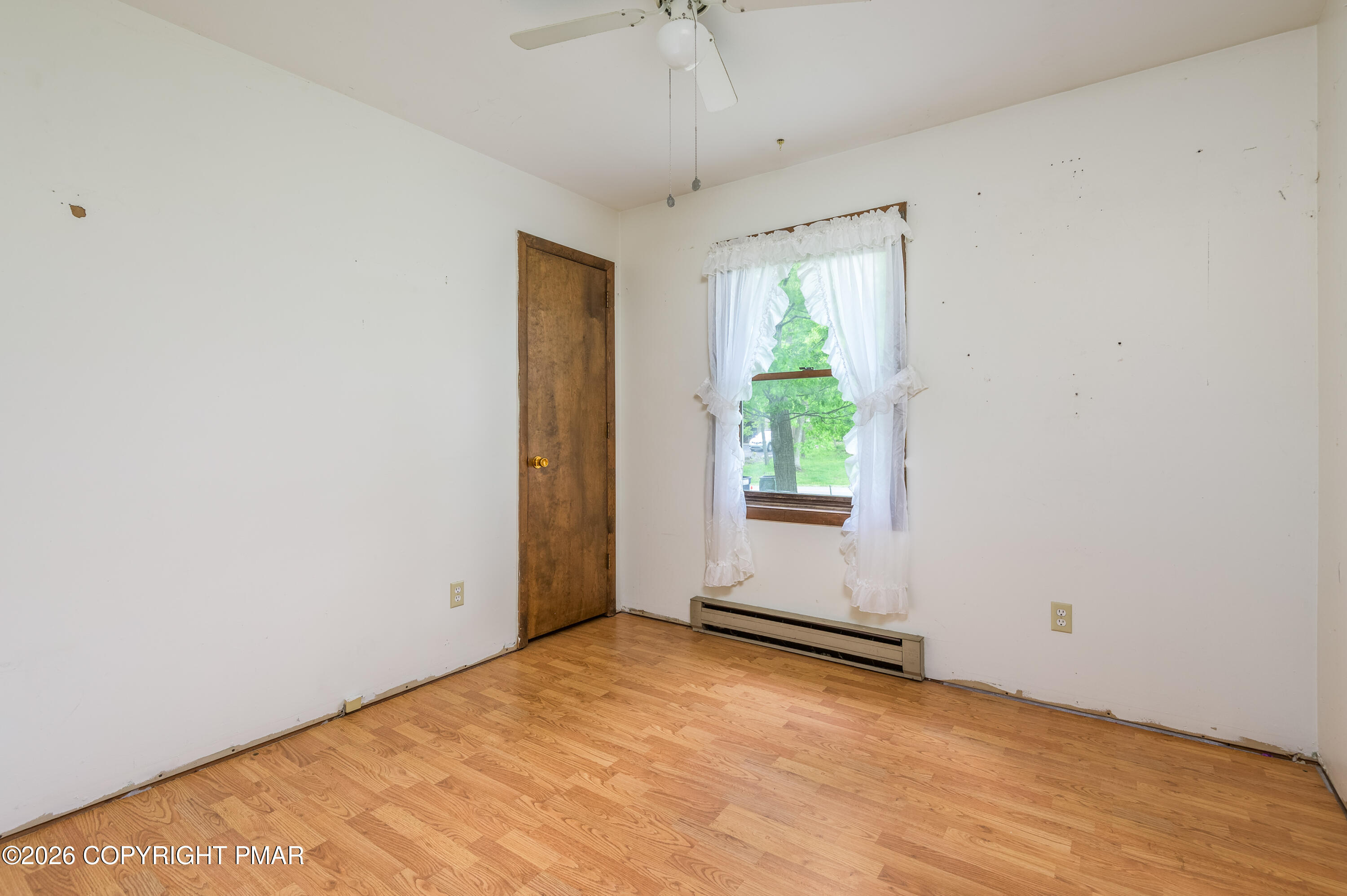 2289 Walnut Trail Bushkill, PA 18324 - Photo 18 of 32 Bedroom