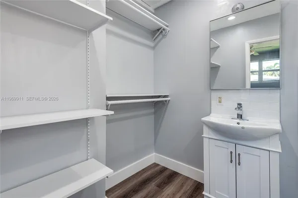 $3,600 | 326 Southeast 3rd Terrace, Dania Beach, FL 33004