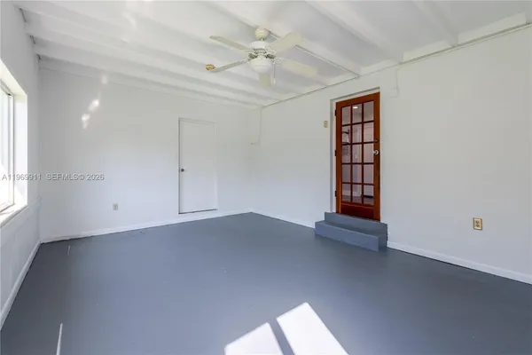 $3,600 | 326 Southeast 3rd Terrace, Dania Beach, FL 33004