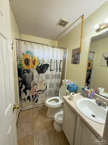 $300,000 | 5935 Chi Chi Circle, Milton, FL 32570