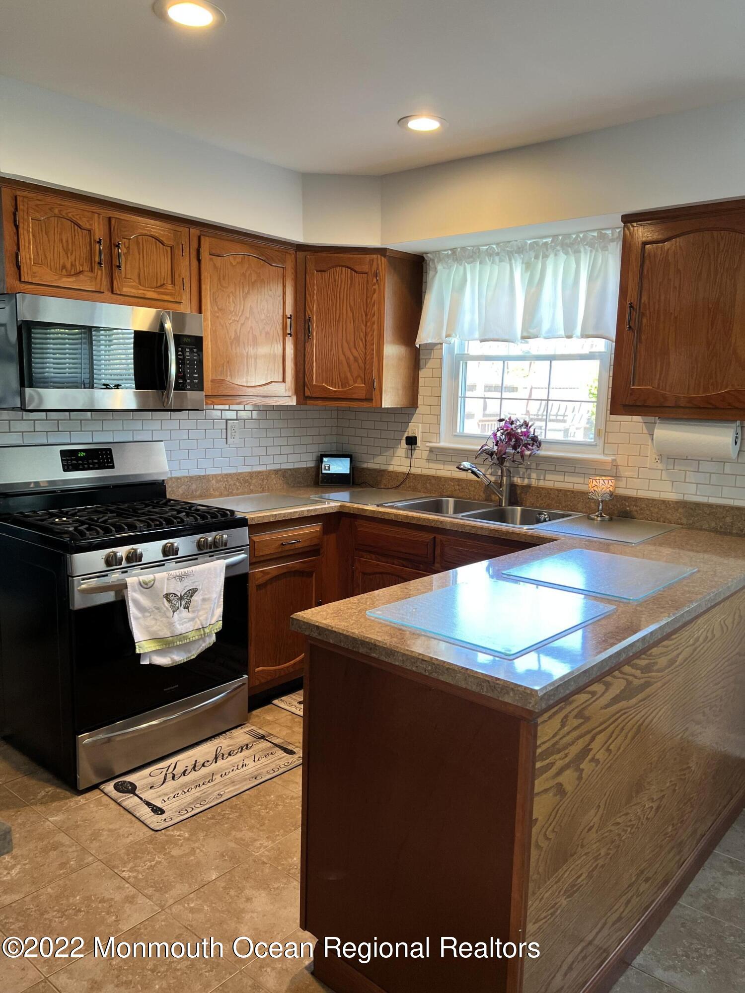 1131 Frontage Road Toms River, NJ 08753 - Photo 10 of 20 DF43C434-B44F-4E0C-A39C-2BAA19429ED3