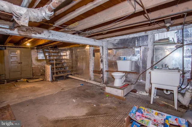 $119,900 | 126 West White Street, Summit Hill, PA 18250