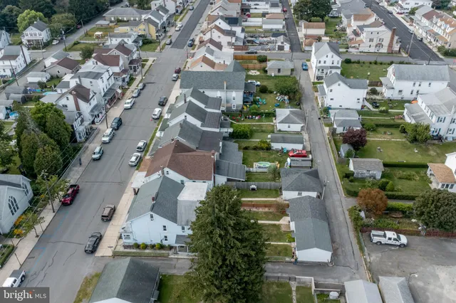 $119,900 | 126 West White Street, Summit Hill, PA 18250