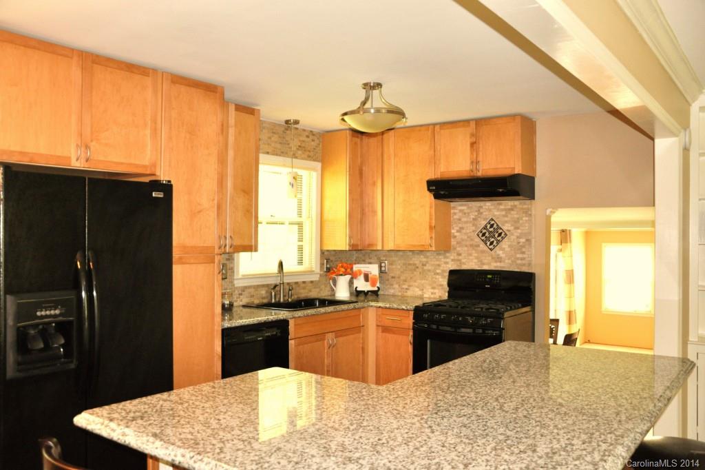 2740 Burnt Mill Road Charlotte, NC 28210 - Photo 8 of 24 Gallery Image 8