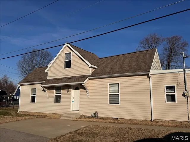 $70,000 | 102 Karl Place, O'Fallon, IL 62269