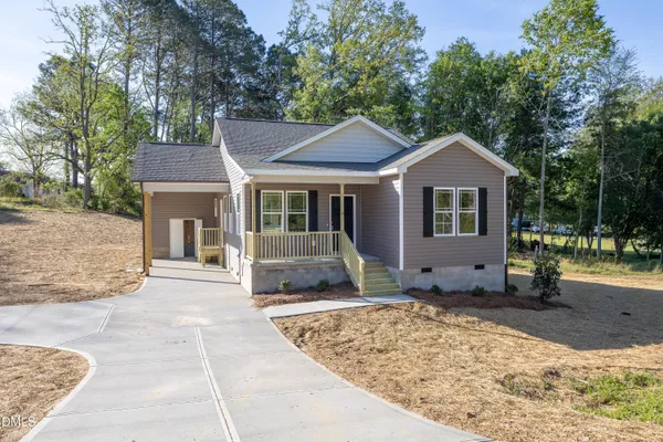 $269,900 | 201 West Hamer Street, Coats, NC 27521