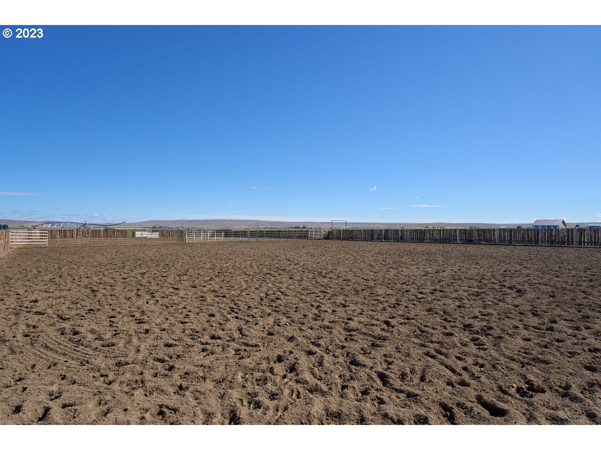 81481 Valley View Road Joseph, OR 97846 - Photo 24 of 24 a view of an ocean