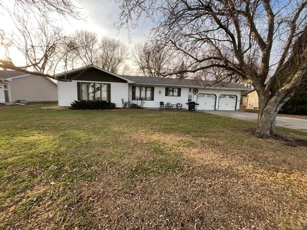 $169,000 | 514 Fir Avenue, Westbrook, MN 56183