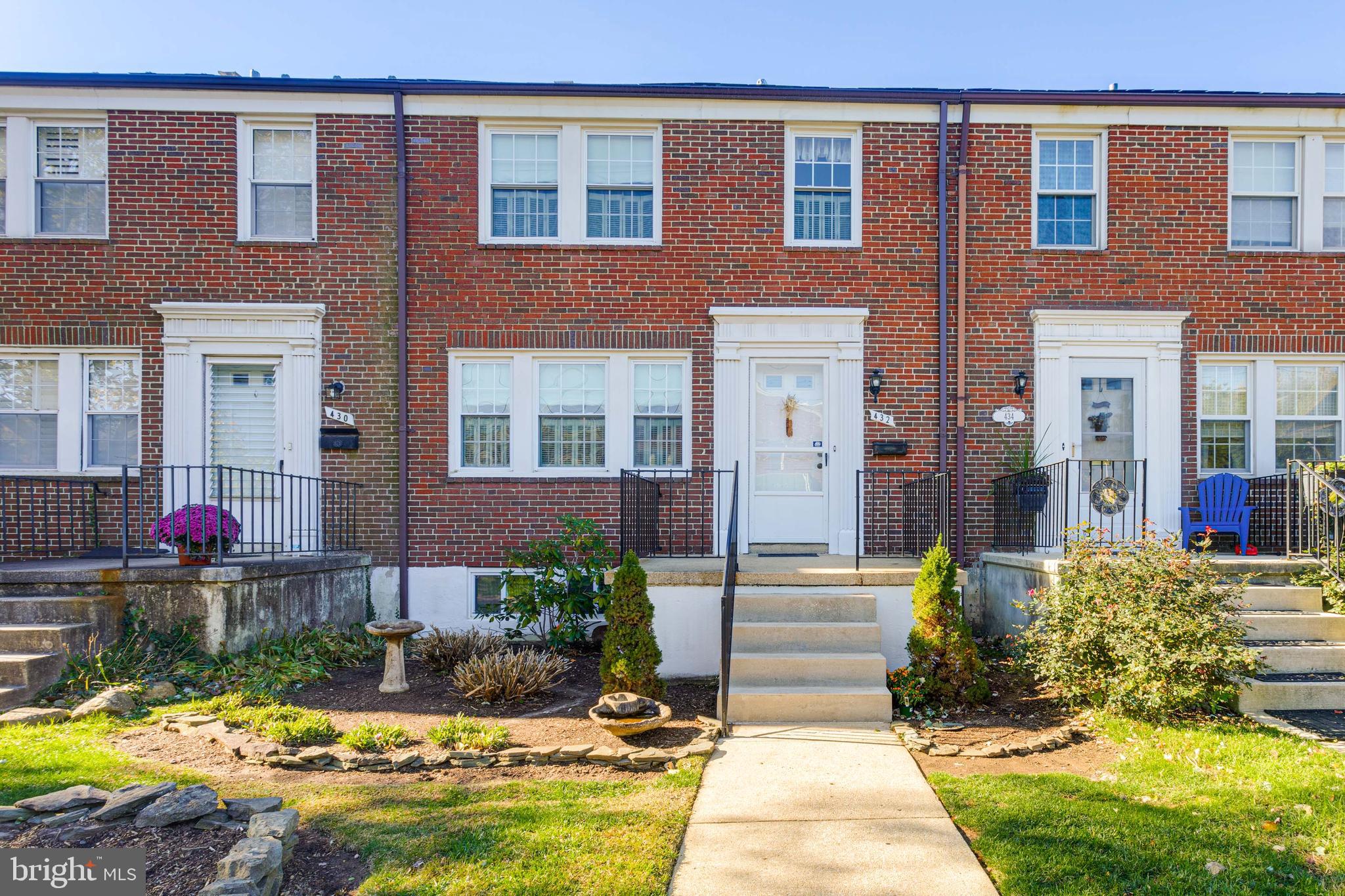 432 Academy Road Baltimore, MD 21228 - Photo 2 of 36