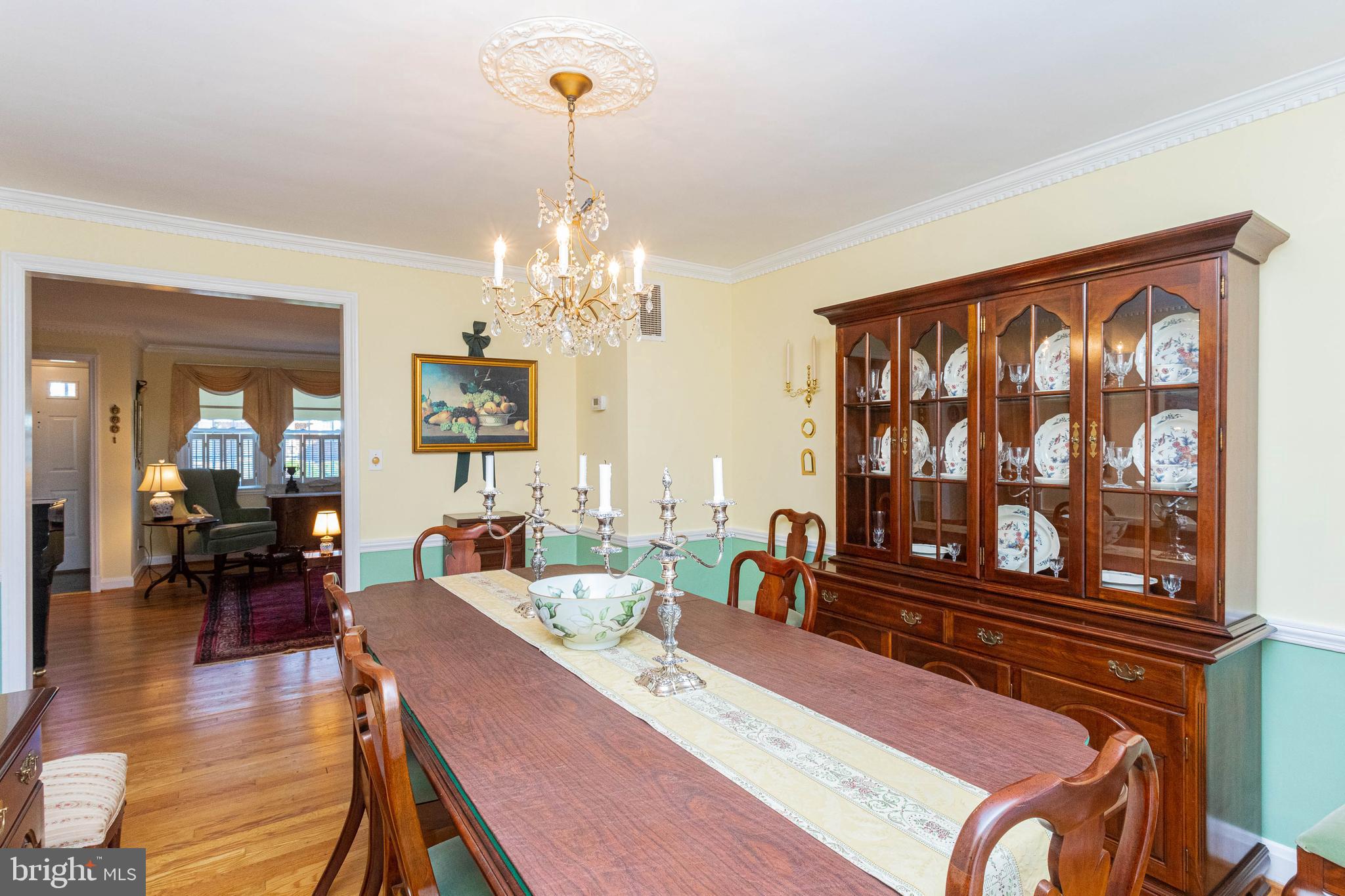 432 Academy Road Baltimore, MD 21228 - Photo 11 of 36