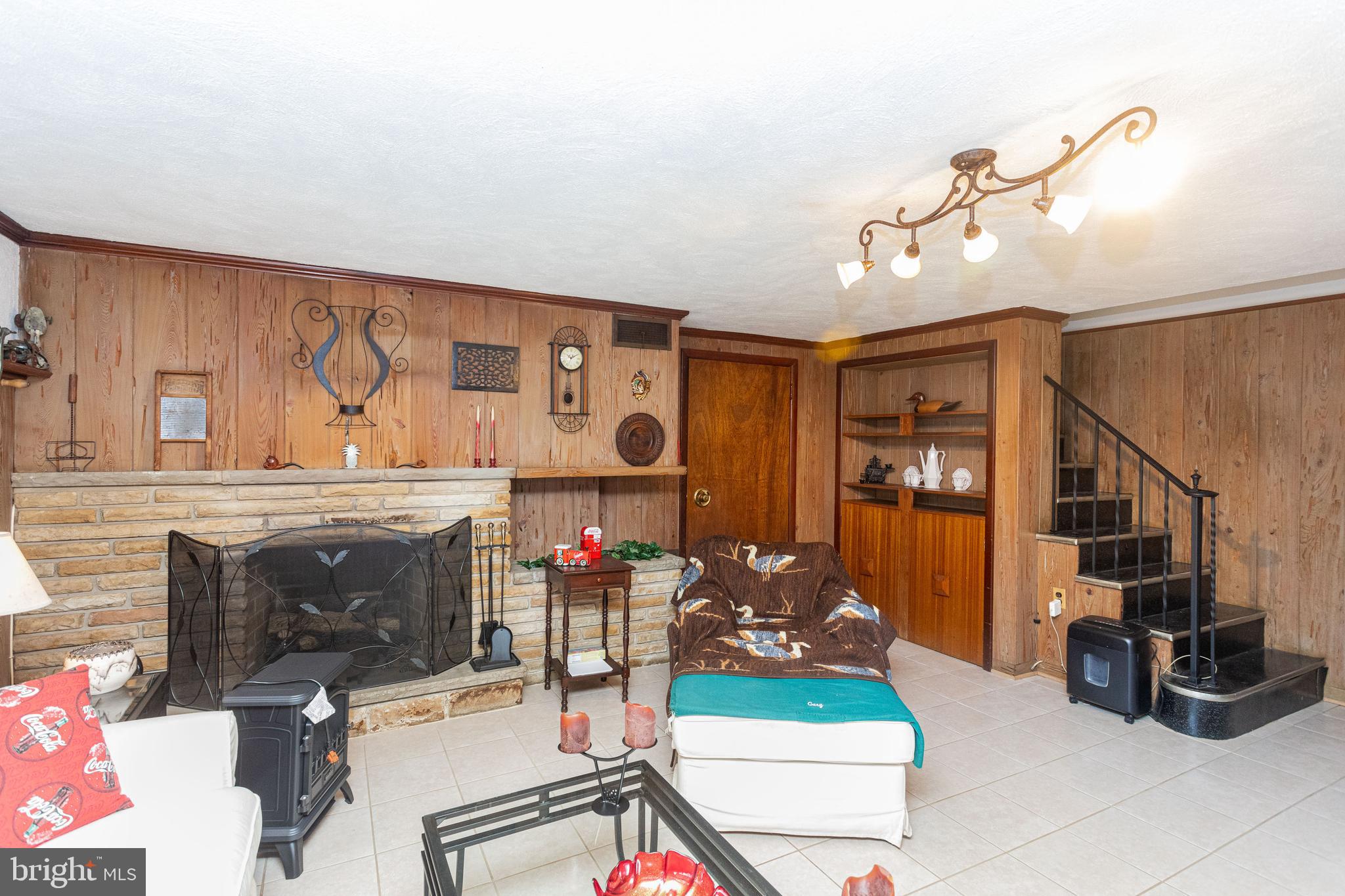 432 Academy Road Baltimore, MD 21228 - Photo 25 of 36