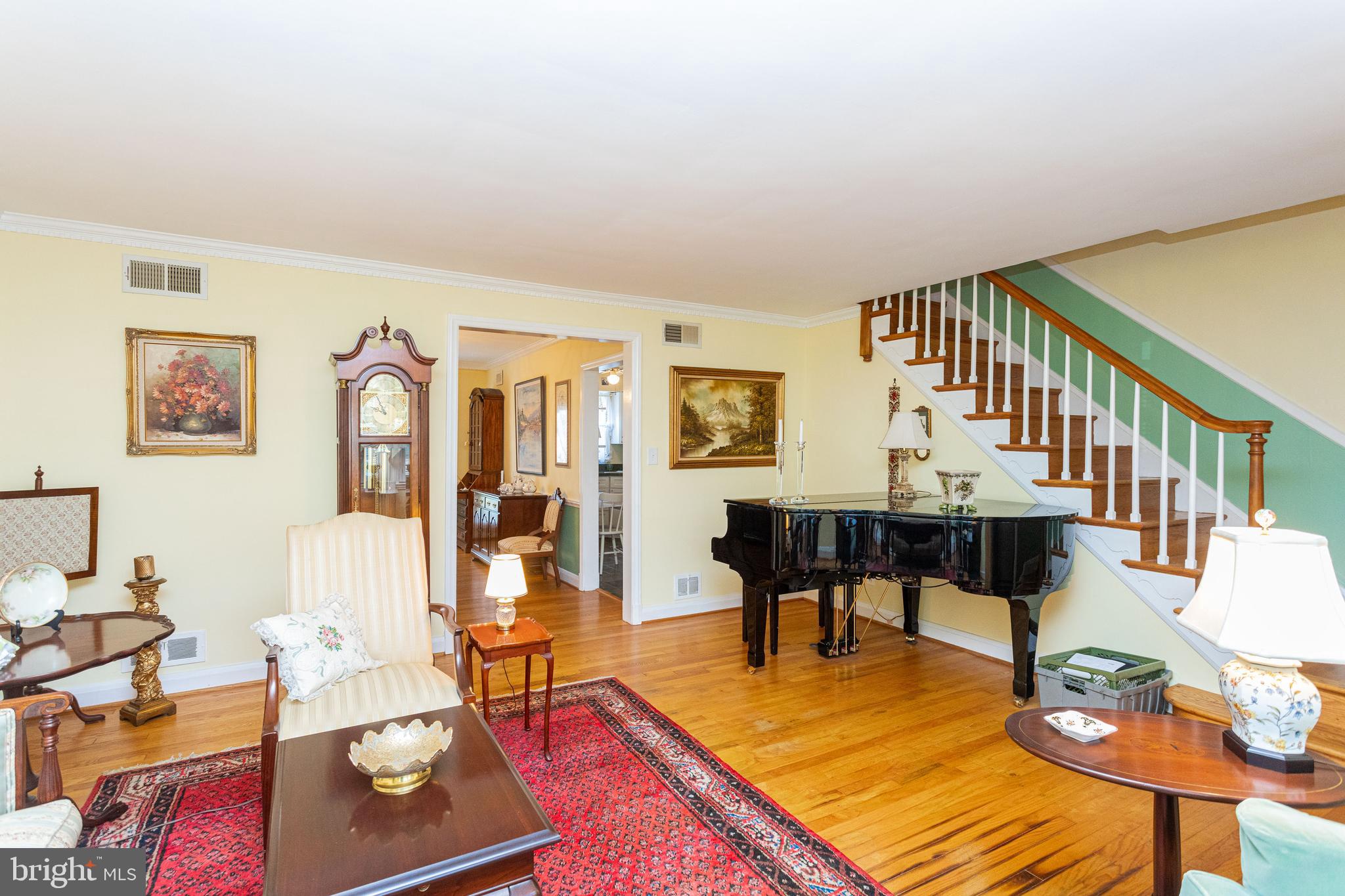 432 Academy Road Baltimore, MD 21228 - Photo 5 of 36
