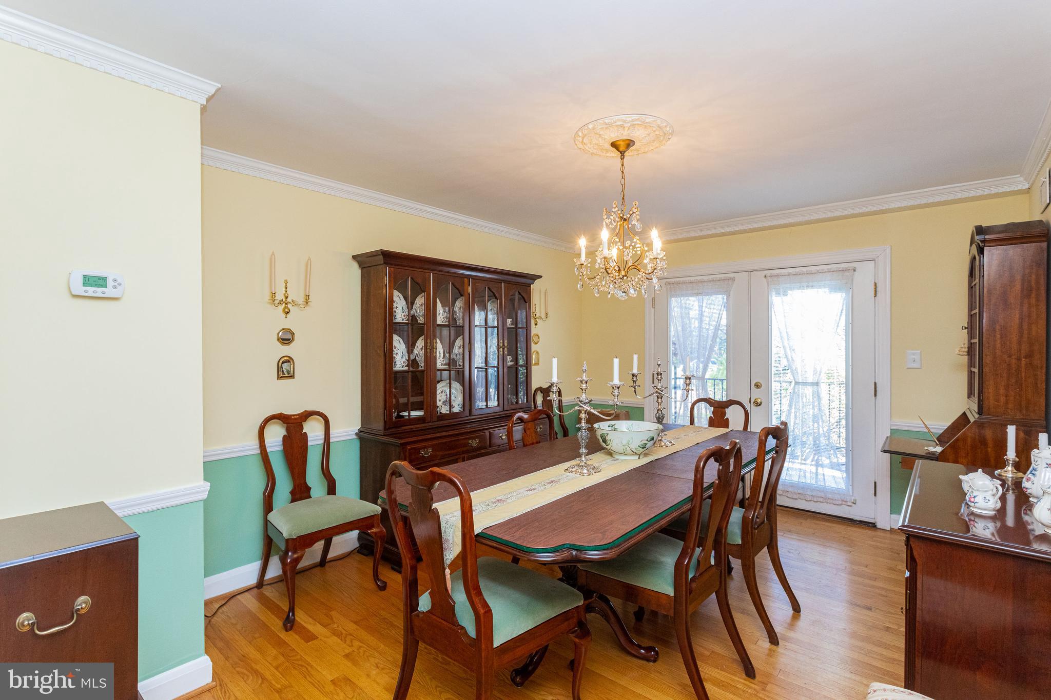 432 Academy Road Baltimore, MD 21228 - Photo 8 of 36