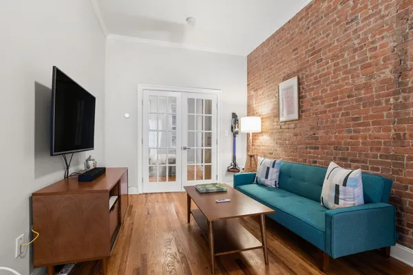 $3,500 | 204 6th Street, Unit 1L, Jersey City, NJ 07302