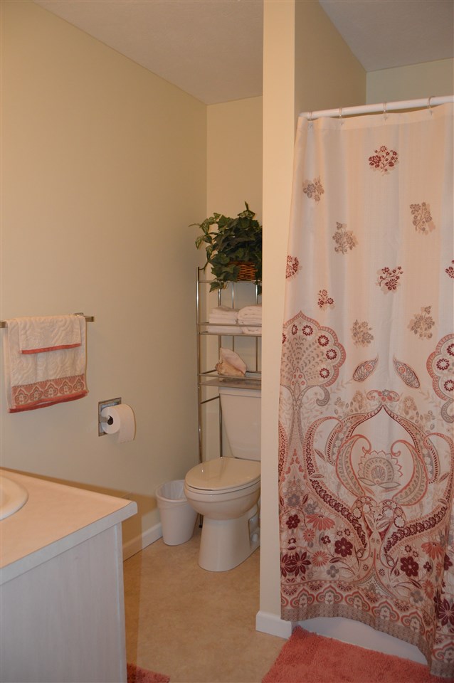 3096 Nimrod Road Traverse City, MI 49685 - Photo 26 of 52 1840189-27.JPG