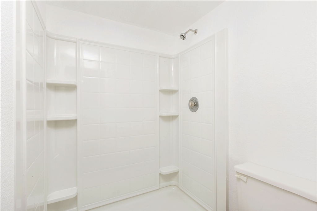 405 Ribbon Beach Way, Unit 242 Oceanside, CA 92058 - Photo 15 of 25 Gallery Image 15